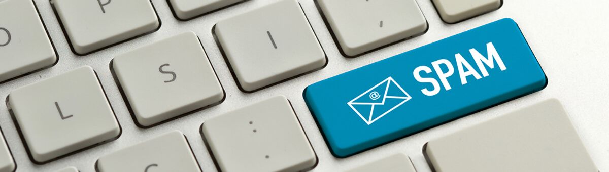 Tastatur mit blauer SPAM-Taste