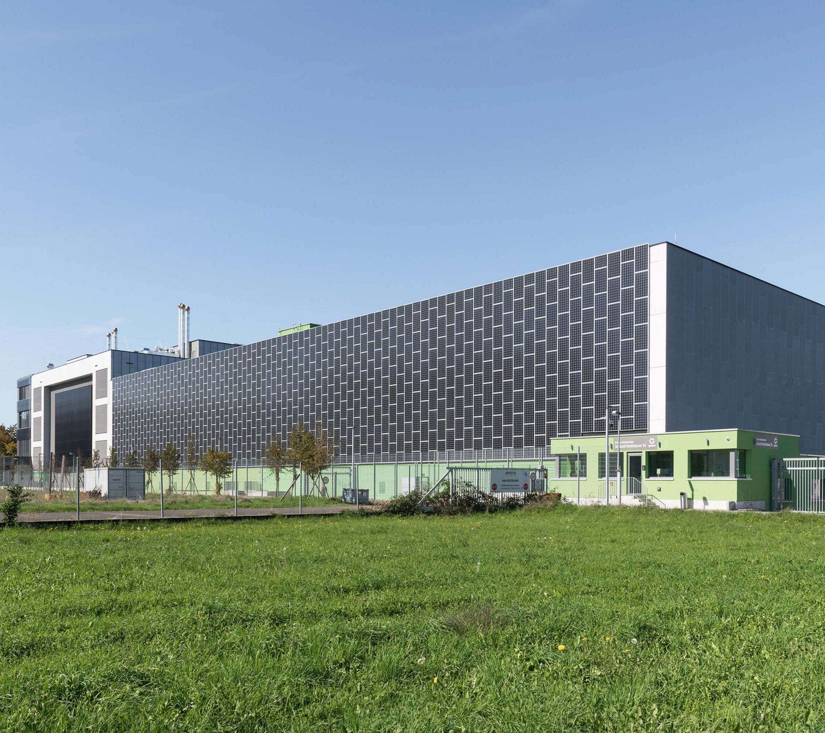 Green Metro Campus Zurich-West outside