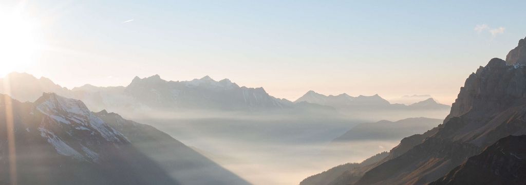 Bild: Berg mit Ausblick
