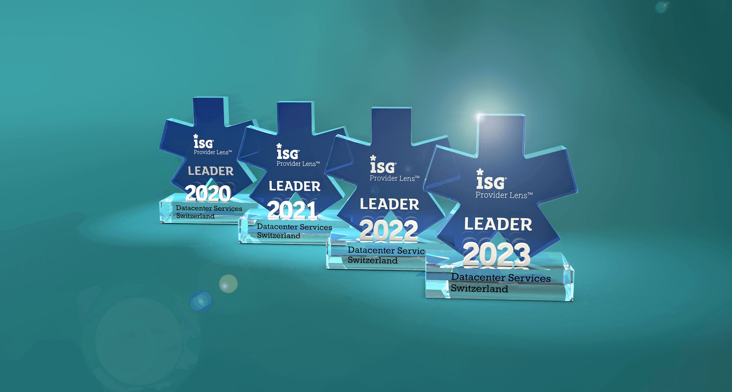 Grafik: 4 Pokale ISG Award als Datacenter Leaderin
