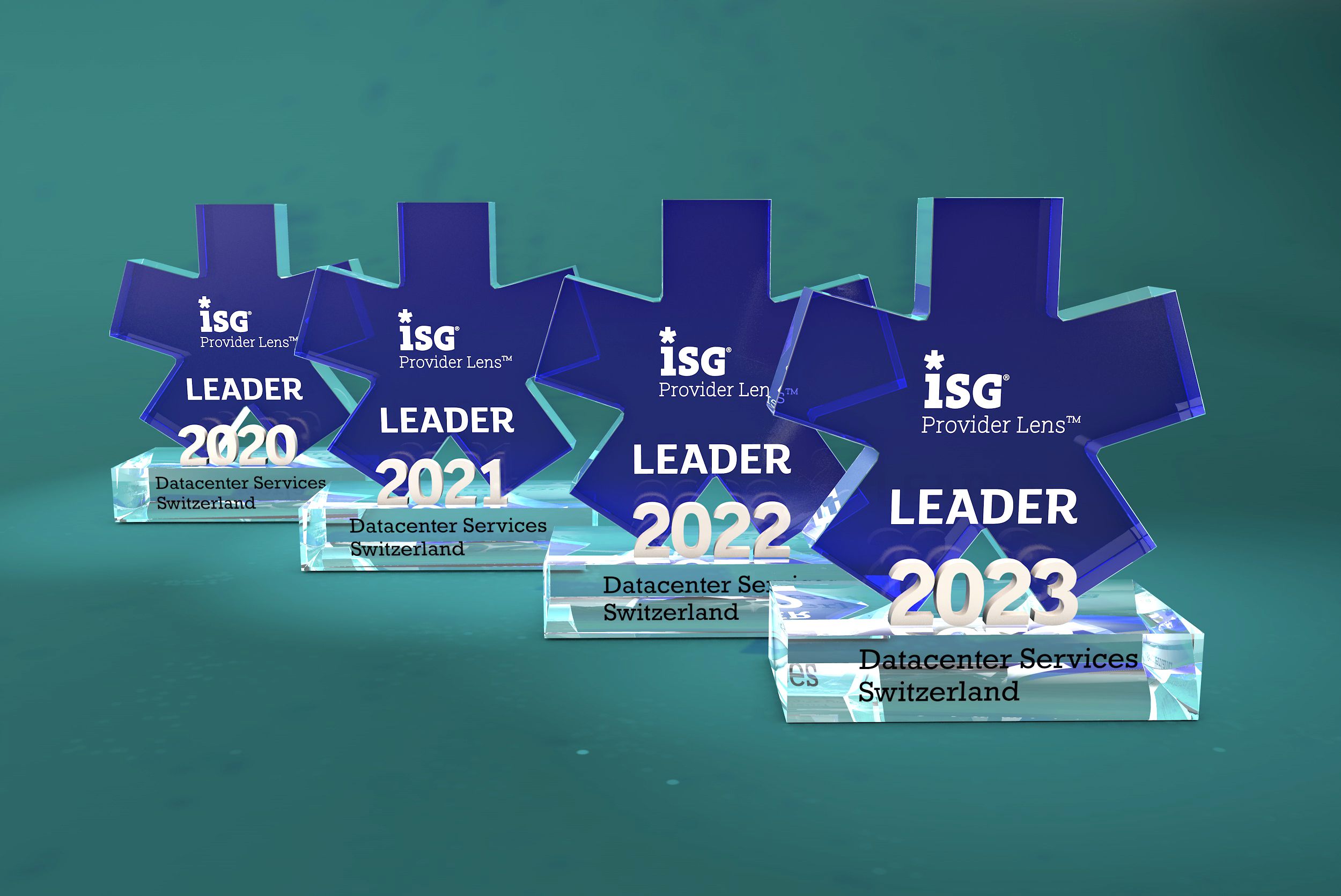 Bild: 4 Pokale von ISG für Green als Marktführerin Datacenter