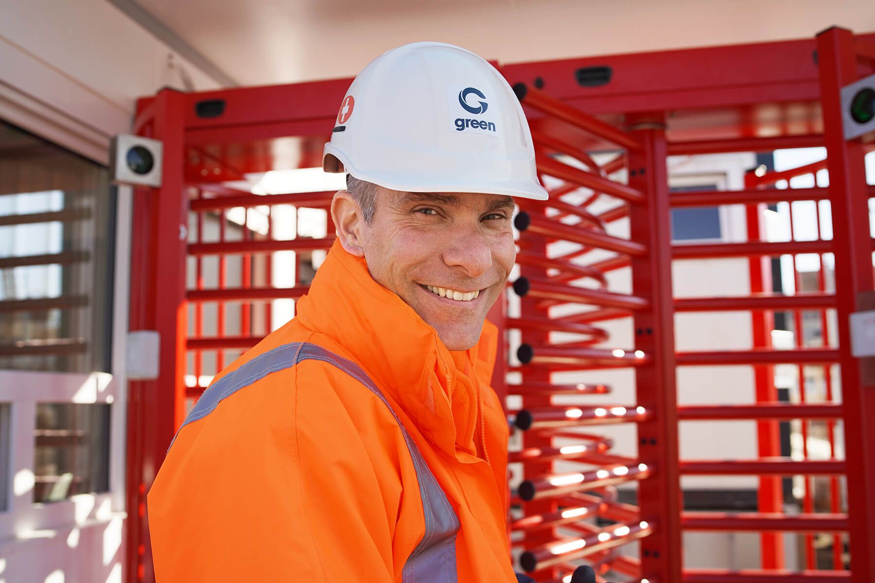 Portraitfoto von Silvio, Datacenter Projekt- und Bauleiter