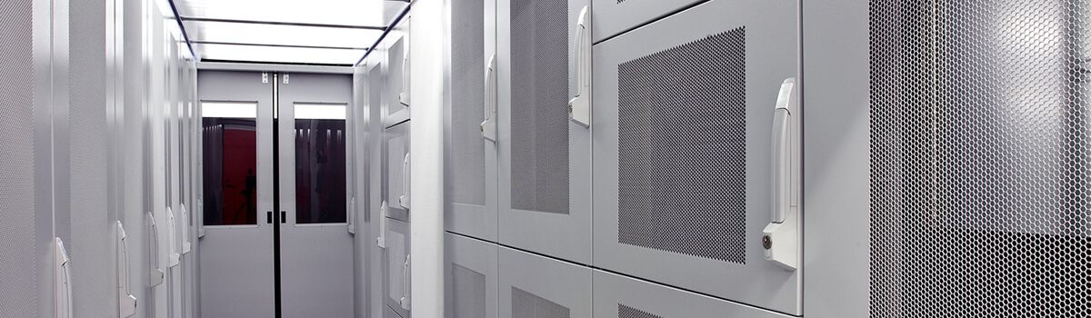 grauer Datacenter-Raum