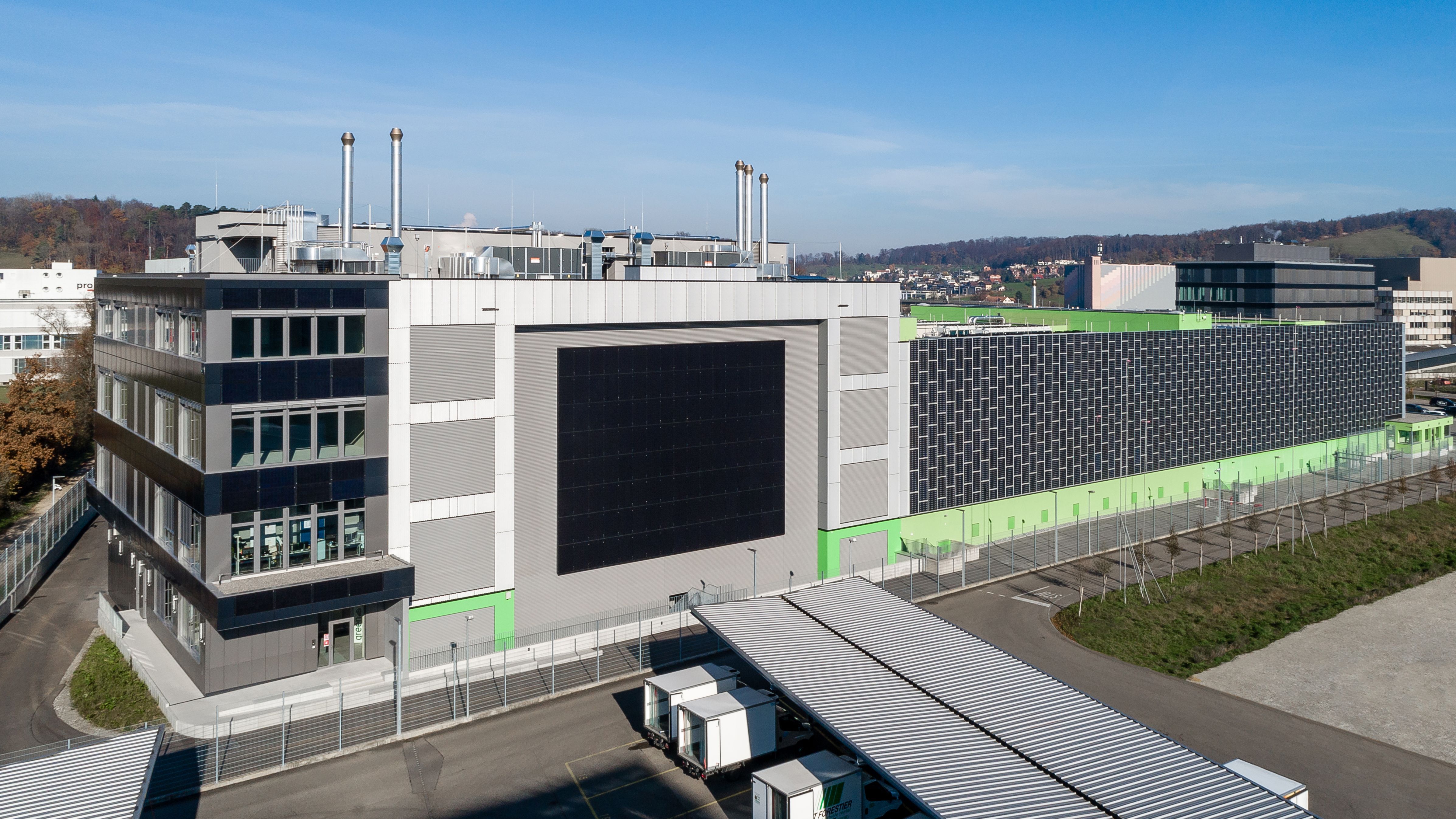 External view Campus LUPIN3