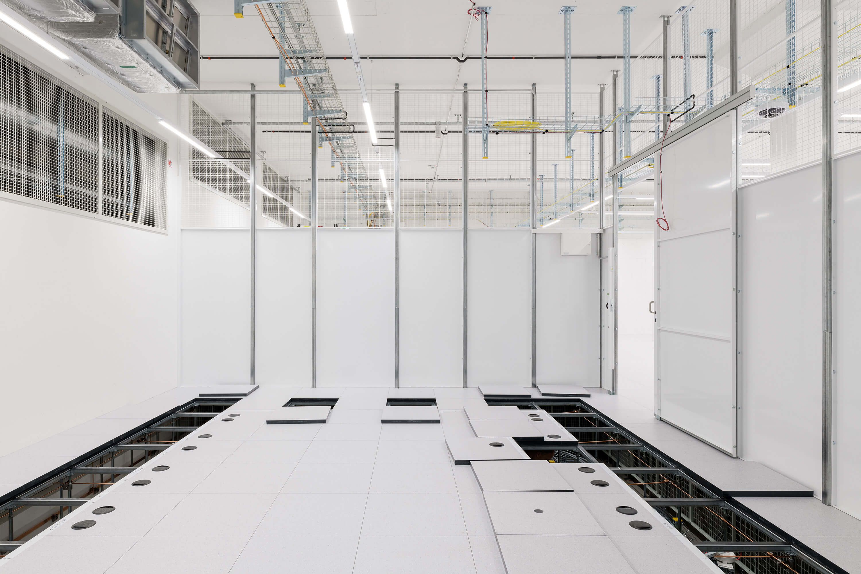 Datacenter Cage Ausbau